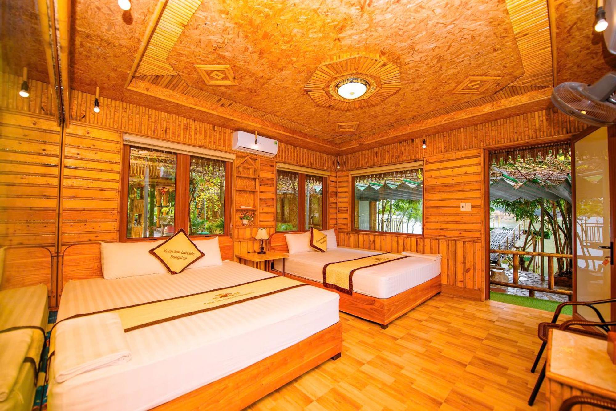 Xuan Son Lakeside Bungalow Ninh Bình Exteriör bild