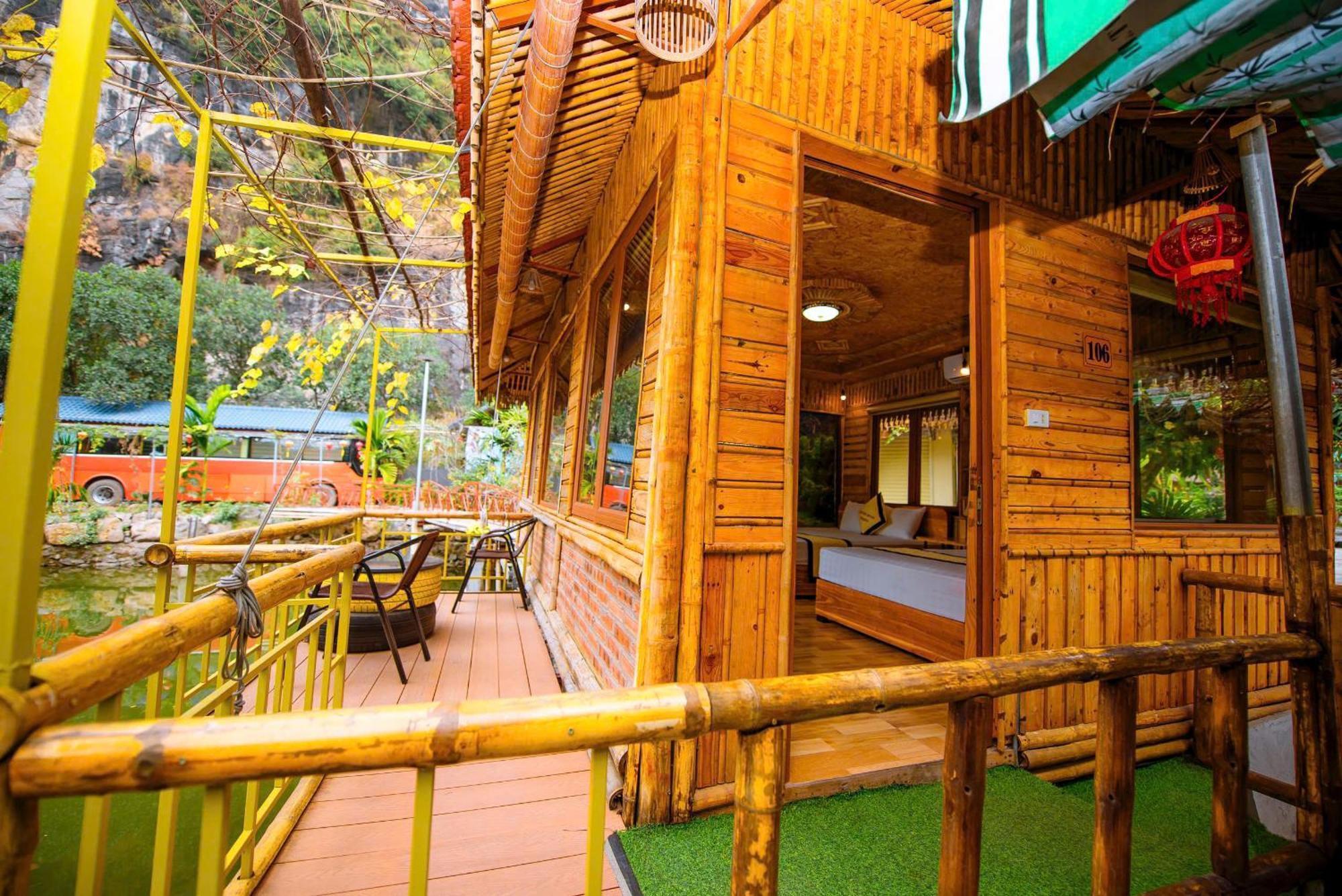 Xuan Son Lakeside Bungalow Ninh Bình Exteriör bild