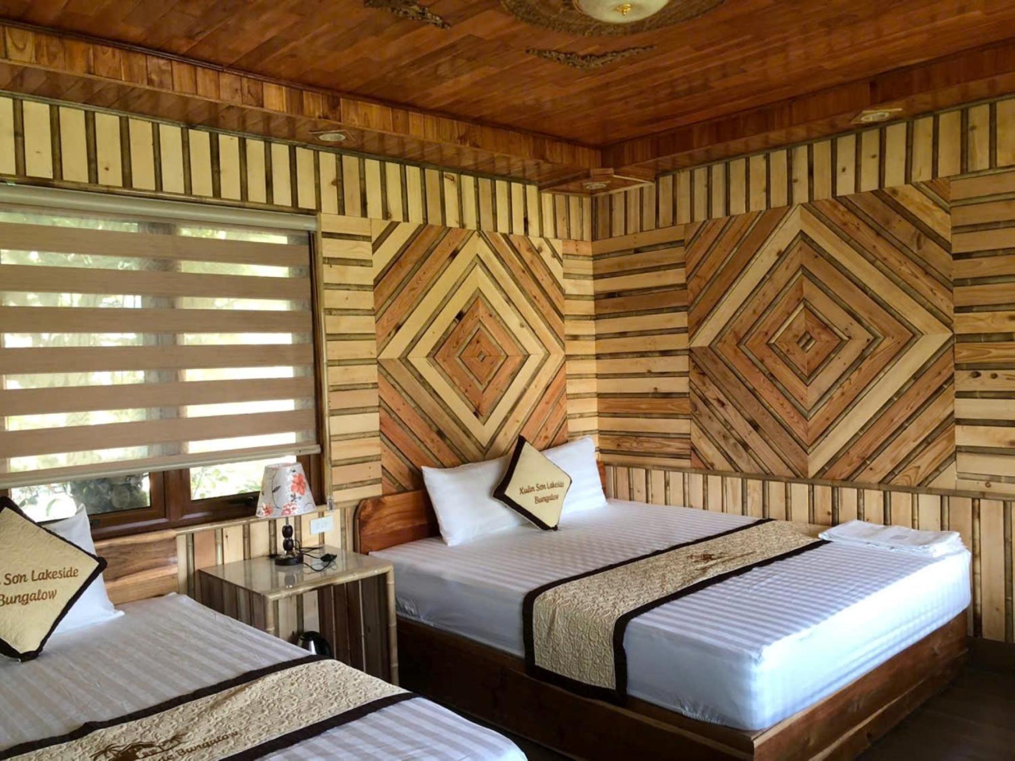 Xuan Son Lakeside Bungalow Ninh Bình Exteriör bild